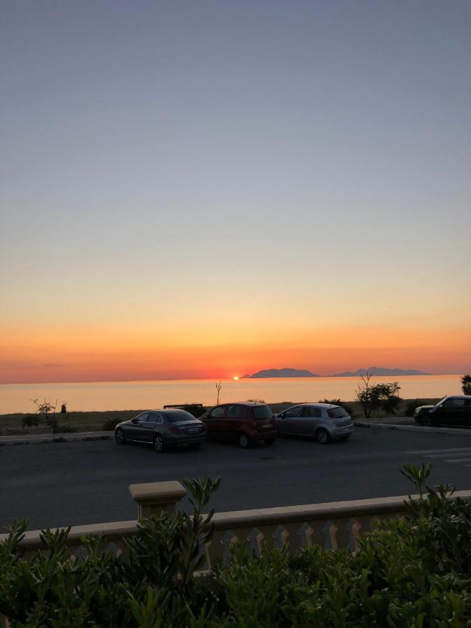 Apartamento La Casa Di Felice Milazzo, Tono